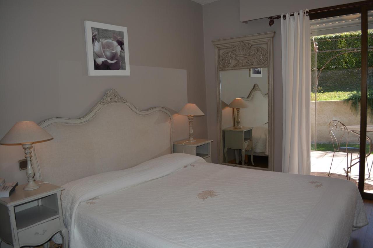 Hotel Le Colombier 무스티에생마리 외부 사진