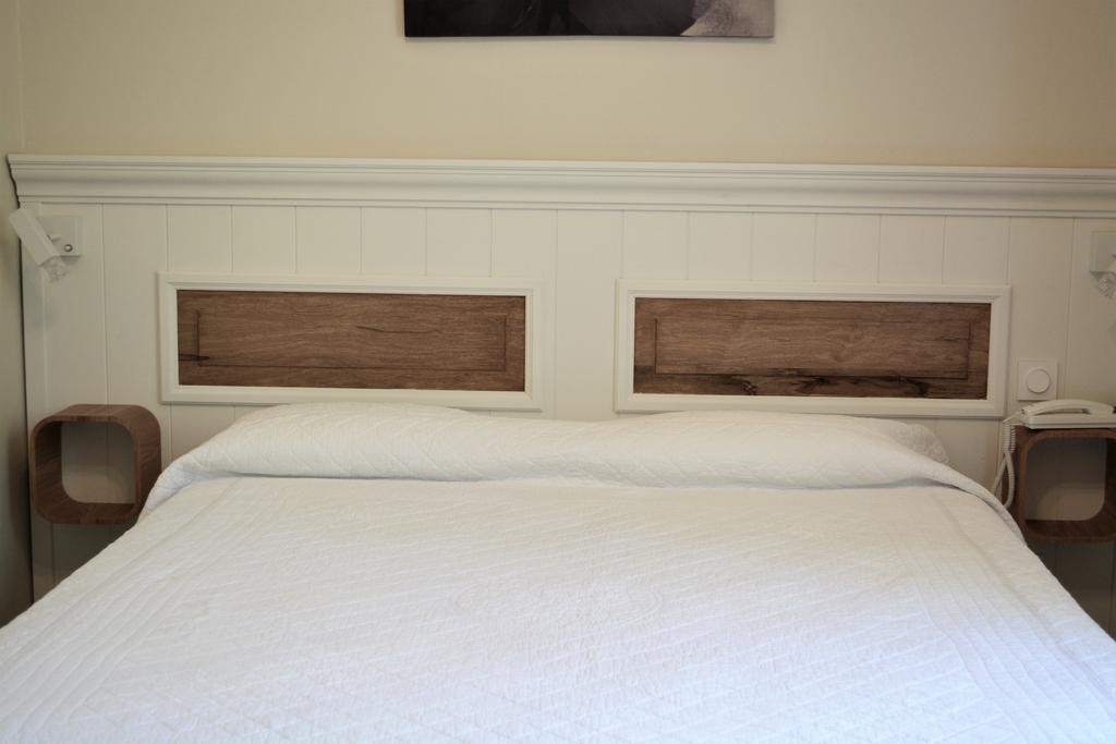 Hotel Le Colombier 무스티에생마리 외부 사진