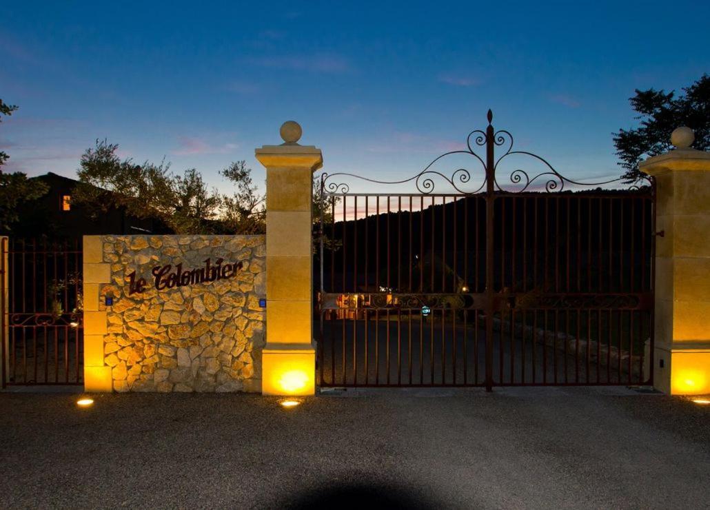 Hotel Le Colombier 무스티에생마리 외부 사진