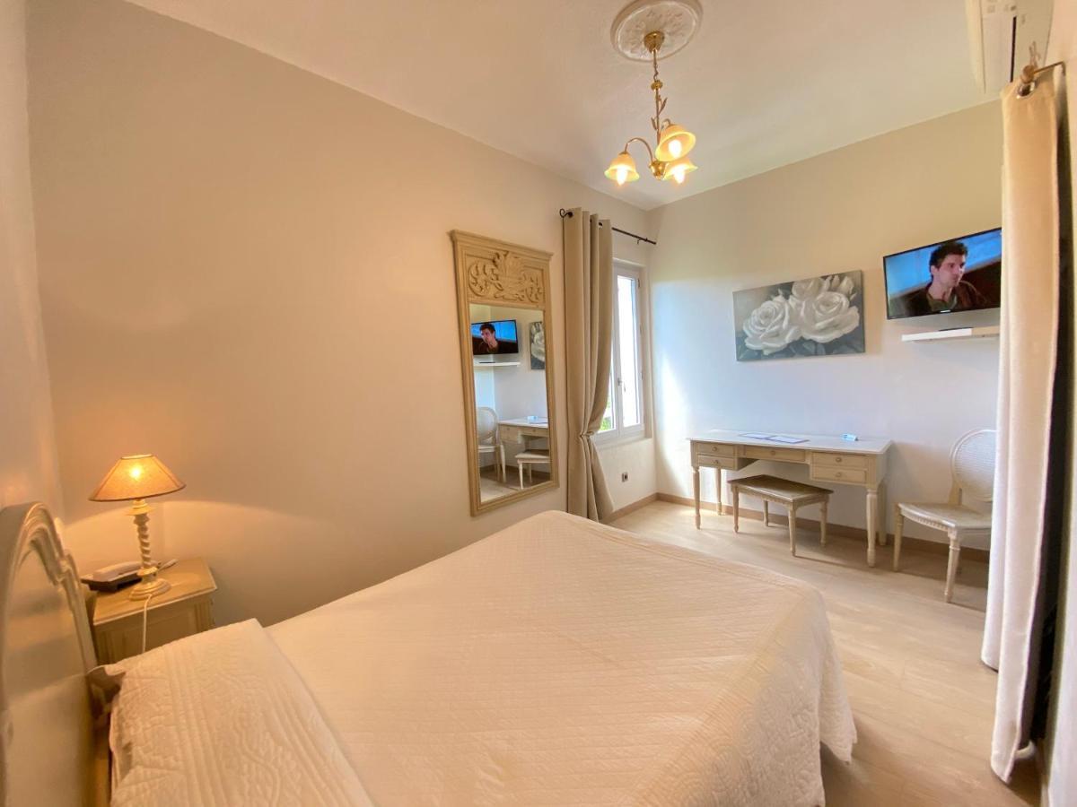 Hotel Le Colombier 무스티에생마리 외부 사진