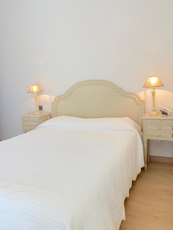 Hotel Le Colombier 무스티에생마리 외부 사진